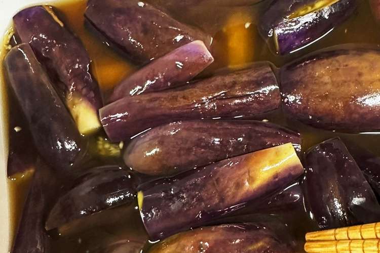 茄子のワサビめんつゆ漬け レンジ加熱 レシピ 作り方 By May Chan クックパッド 簡単おいしいみんなのレシピが358万品