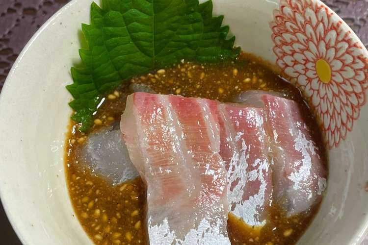 鯛の刺身に お茶漬けに 簡単ごま漬けダレ レシピ 作り方 By 12key07 クックパッド 簡単おいしいみんなのレシピが375万品