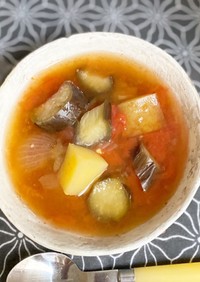 夏の野菜スープ