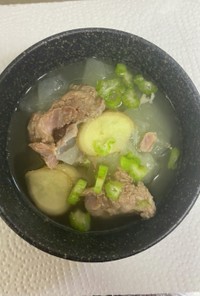 冬瓜湯（冬瓜とスペアリブのスープ）