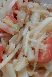 スイカの白い部分で作る　ソムタム風サラダ
