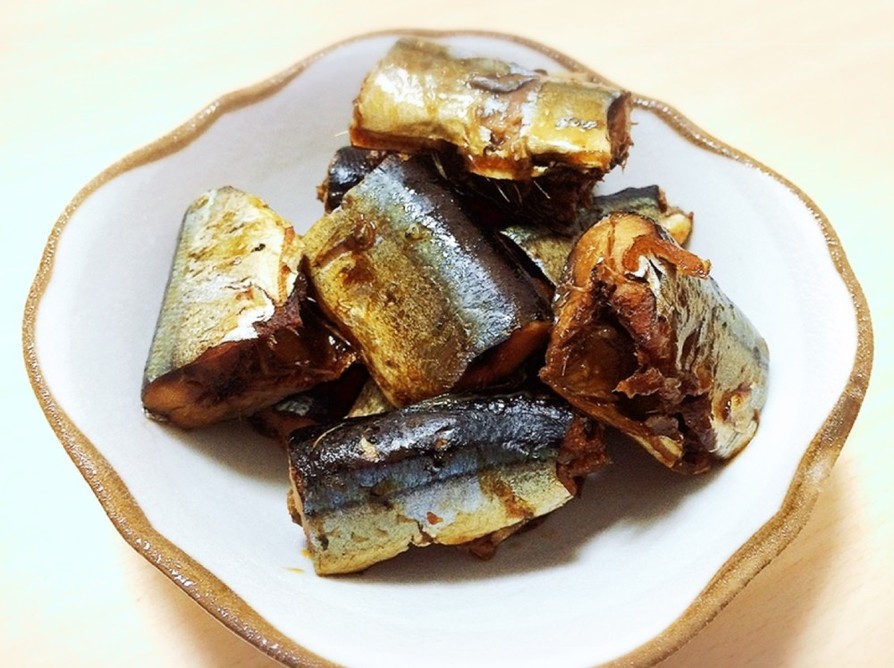 簡単おかず:秋刀魚の味噌煮の画像