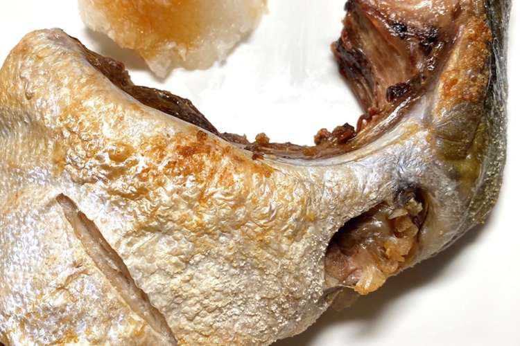 ぶりかまの塩焼き酒蒸し レシピ 作り方 By 熊八 クックパッド 簡単おいしいみんなのレシピが378万品