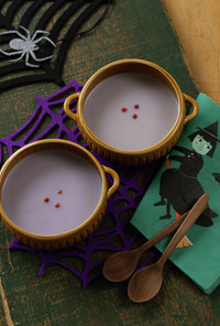 ハロウィンに紫キャベツのスープ
