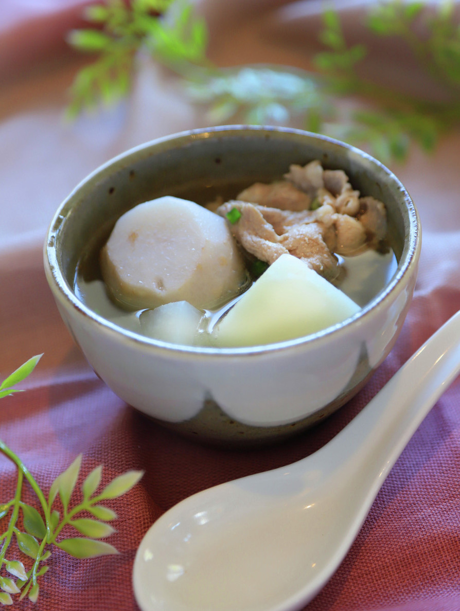 里芋と豚肉のスープの画像
