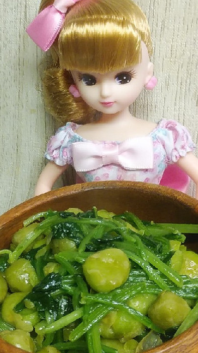 リカちゃん♡塩えんどう豆ほうれん草サラダの写真
