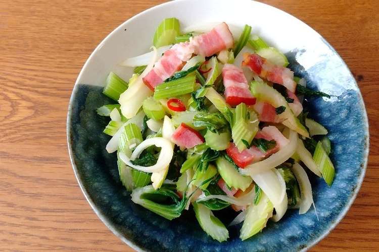 セロリのペペロンチーノ風炒め レシピ 作り方 By はなだより クックパッド 簡単おいしいみんなのレシピが367万品