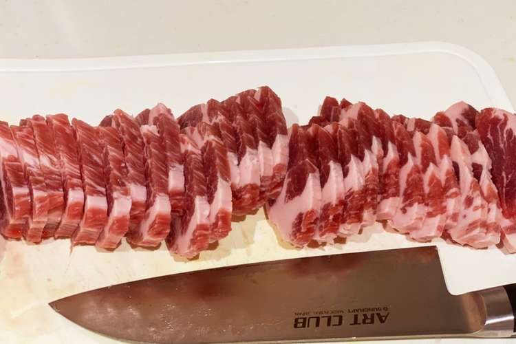 豚バラブロック 上手な切り方 レシピ 作り方 By Yuchin17 クックパッド 簡単おいしいみんなのレシピが376万品