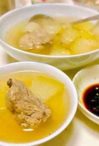 冬瓜とスペアリブの中華スープ