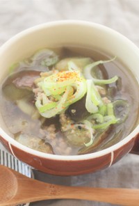 茄子と豚ひき肉の生姜スープ