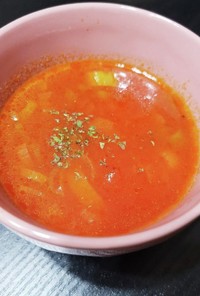 長ネギとハムのトマトスープ
