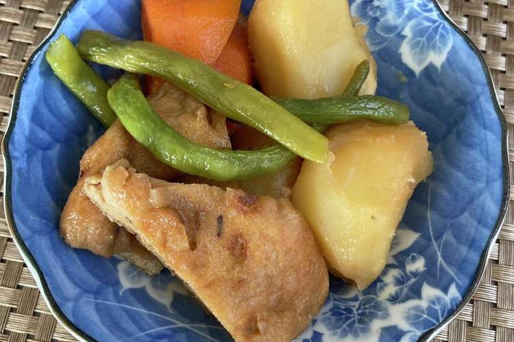 さつま揚げとじゃがいものほっこり煮 レシピ 作り方 By クックk96vyg クックパッド 簡単おいしいみんなのレシピが367万品