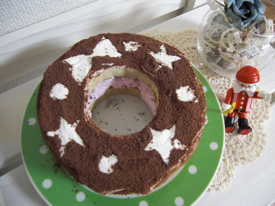 クリスマス☆リース型アイスケーキの写真