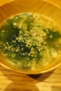 中華風ワカメスープ