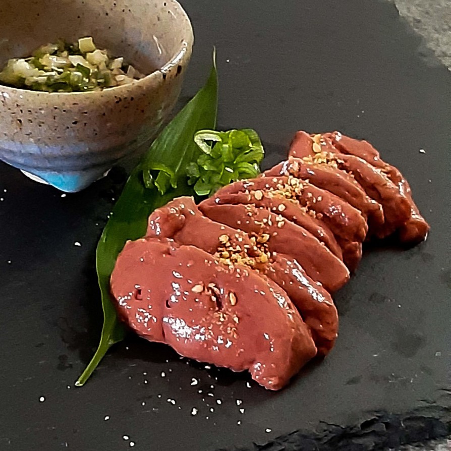 レバ刺し レシピ | レバ刺し ごま油 – BEWK