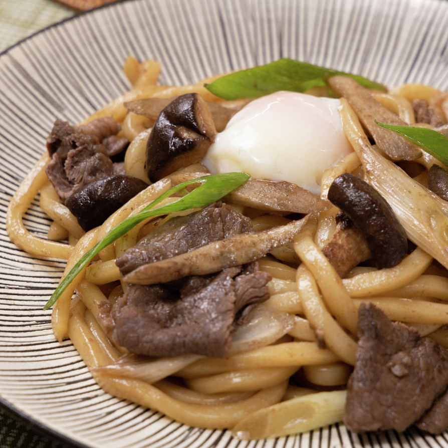 ごぼうと牛のすき焼き風うどんの画像