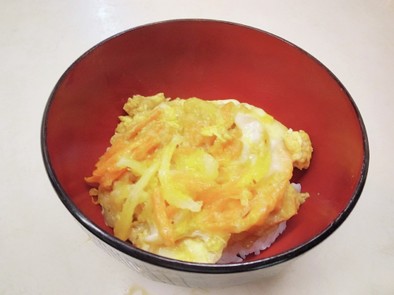 麺つゆのもとで作る、絶品天玉丼の写真