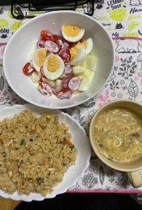 簡単炒飯とフカヒレスープ&サラダ