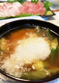 とろ～り☆長芋とオクラと豆腐の味噌汁