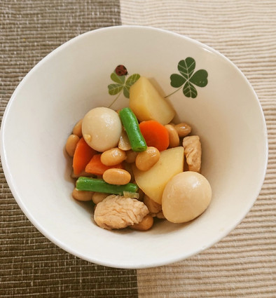 大豆と鶏肉の甘辛煮【柏市学校給食】の写真