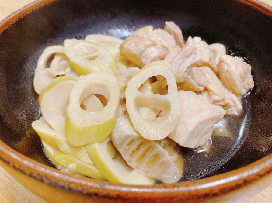 四方竹と鶏肉の宗田だし煮物の画像