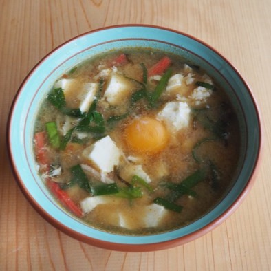 舞茸とオートミールで絶品満点味噌スープの写真