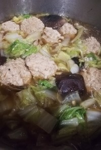 肉団子と春雨、白菜の中華鍋