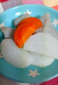 すりみ・にんじん・山芋の煮物