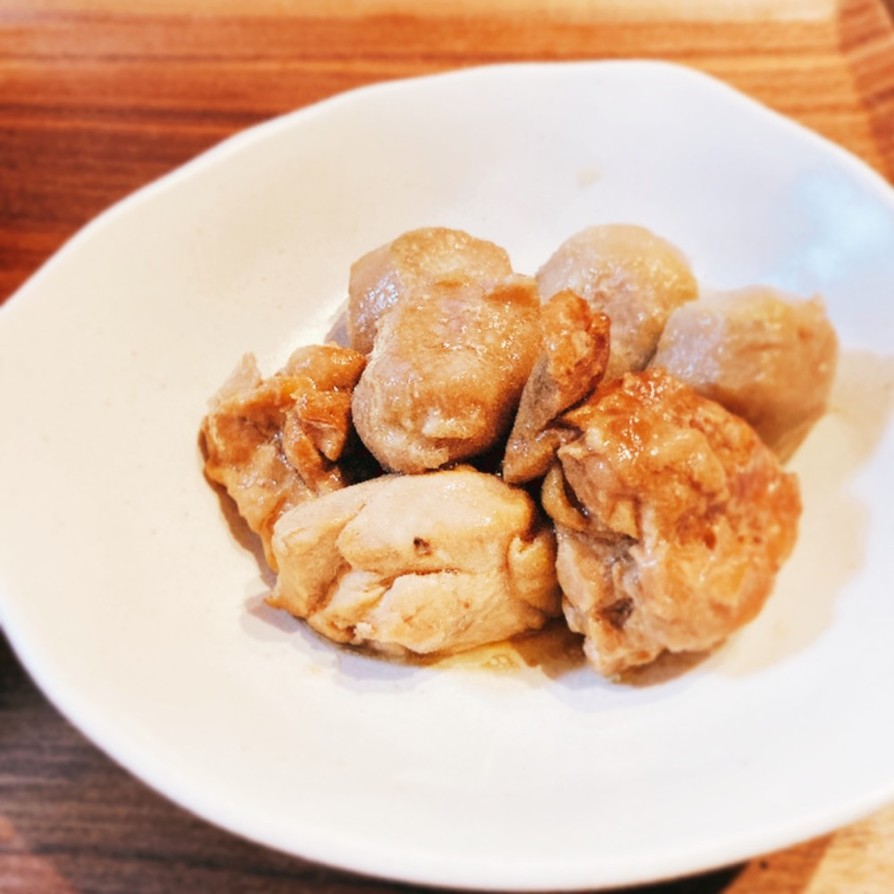 鶏肉と里芋の煮物の画像