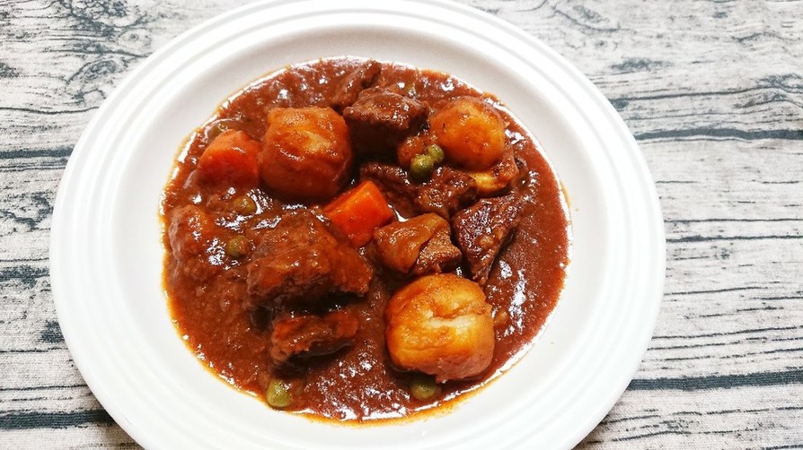 アイリッシュビーフシチュー ギネスビール添え レシピ