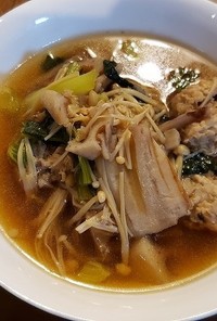 レンコン団子と小松菜の中華風スープ