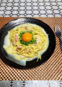 胡麻豆乳スープの鍋の素でカルボナーラ