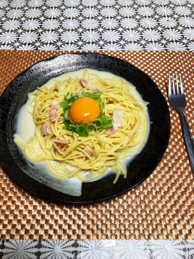 胡麻豆乳スープの鍋の素でカルボナーラの写真