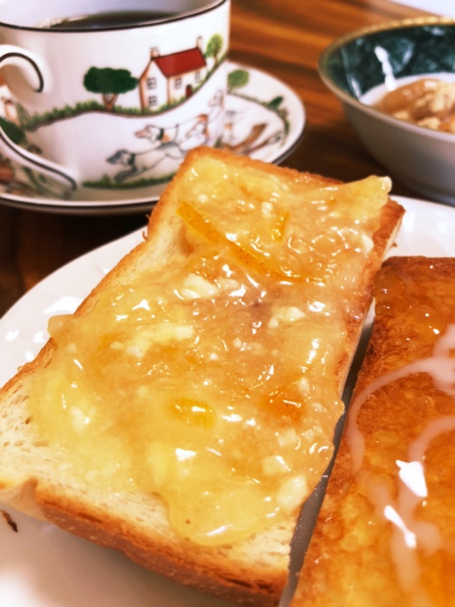 柚子茶とクリームチーズのトーストの画像