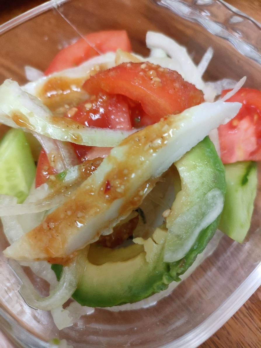 ボリューミータンパク質サラダの棒々鶏タレの画像