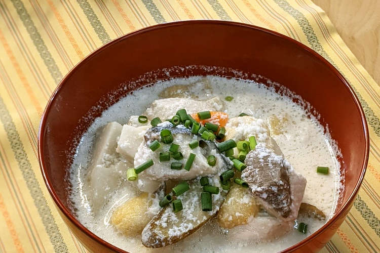 87 ぶりと根菜のミルク粕汁 レシピ 作り方 By いくちゃんねる福岡市 クックパッド 簡単おいしいみんなのレシピが367万品