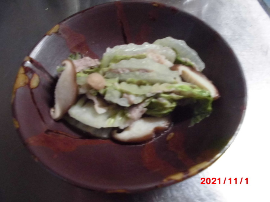 白菜と和豚の煮物の画像