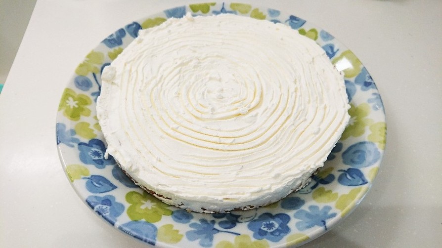チーズケーキ(生クリームのせ)の画像