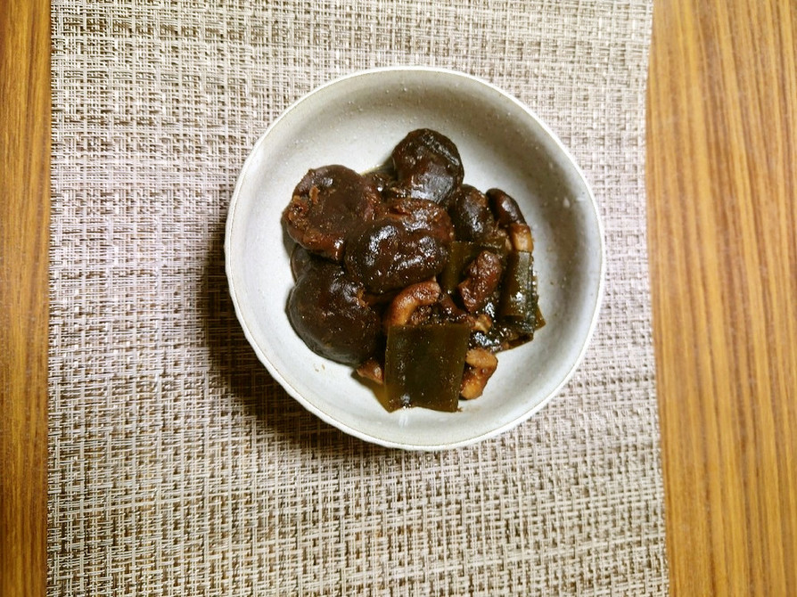 ヨウサマの減塩椎茸の佃煮の画像