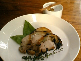 干した白菜と豚肉の蒸し焼き