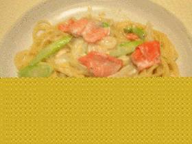 めっちゃ簡単♪サーモンとグリーンアスパラのクリームパスタ♪