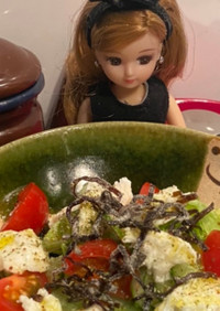 リカちゃん♡オリーブオイル塩昆布サラダ