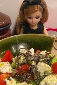リカちゃん♡オリーブオイル塩昆布サラダ