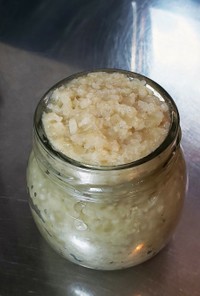 玉ねぎ塩麹　ブイヨン代りの万能発酵調味料