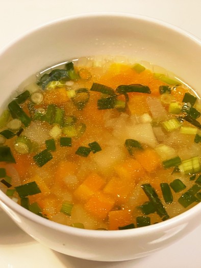 茅乃舎だしで☆和風野菜スープの写真