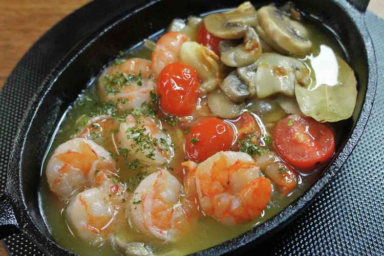 海老とトマトのアヒージョ レシピ 作り方 By おでのおでん クックパッド 簡単おいしいみんなのレシピが366万品