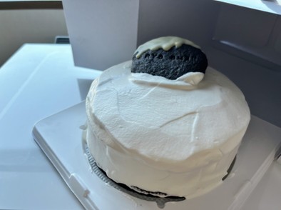 ホワイトチョコムースケーキの写真