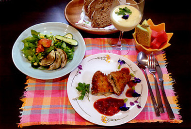French dinnerフランスの料理の写真