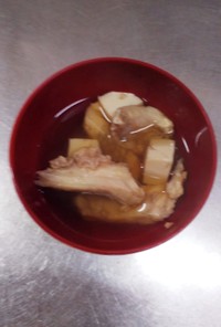 鯛のアラで豆腐汁