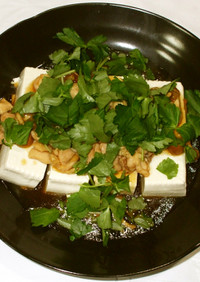 豆腐のナメコあんかけ♪簡単体温まる湯豆腐